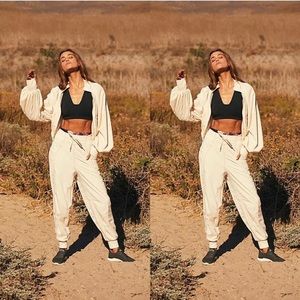 ❤️Free People Movement Color Me Happy Jogger Set